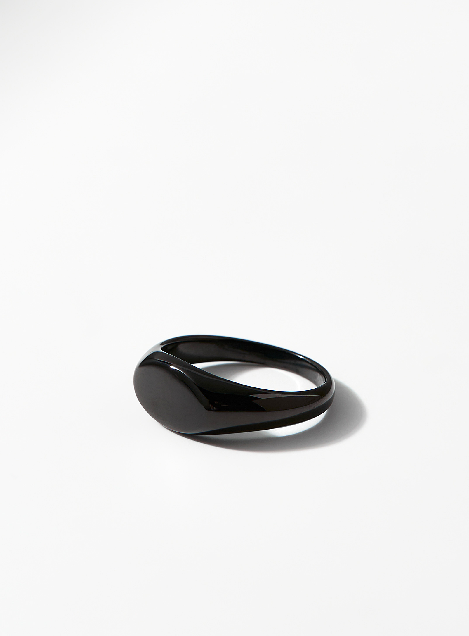 Le 31 Oval Signet Ring In Black