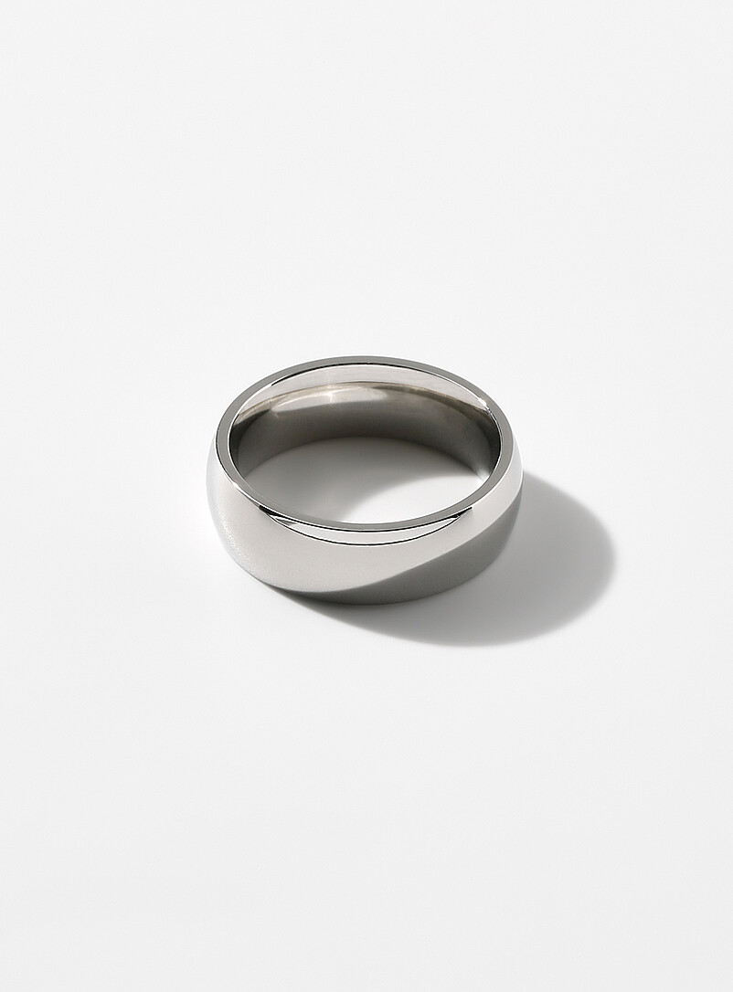 Simplicity ring product image (primary)