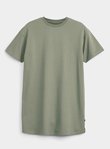 Djab: Le t-shirt allongé Vert vif-irlandais-émerau pour homme