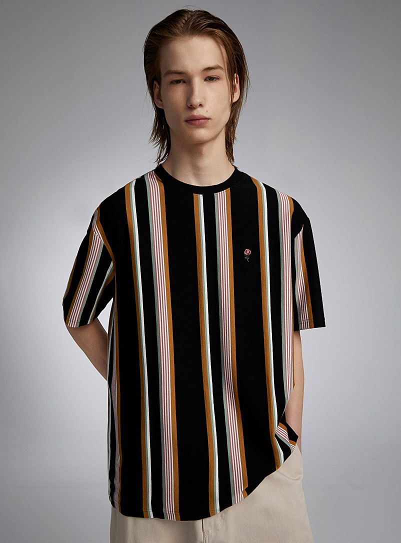Small embroidery striped T-shirt