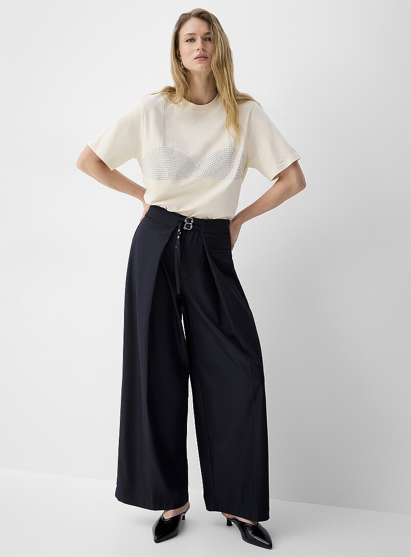 Ic&ocirc;ne: Le t-shirt carr&eacute; ample imprim&eacute; d&eacute;cor&eacute; Blanc cass&eacute; pour femme