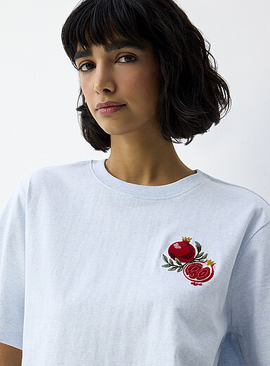 Ic&ocirc;ne: Le t-shirt carr&eacute; ample imprim&eacute; d&eacute;cor&eacute; Bleu pour femme