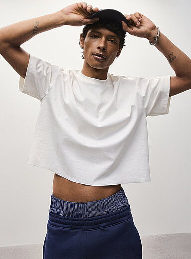 Cropped solid T-shirt <b>Oversized fit</b>