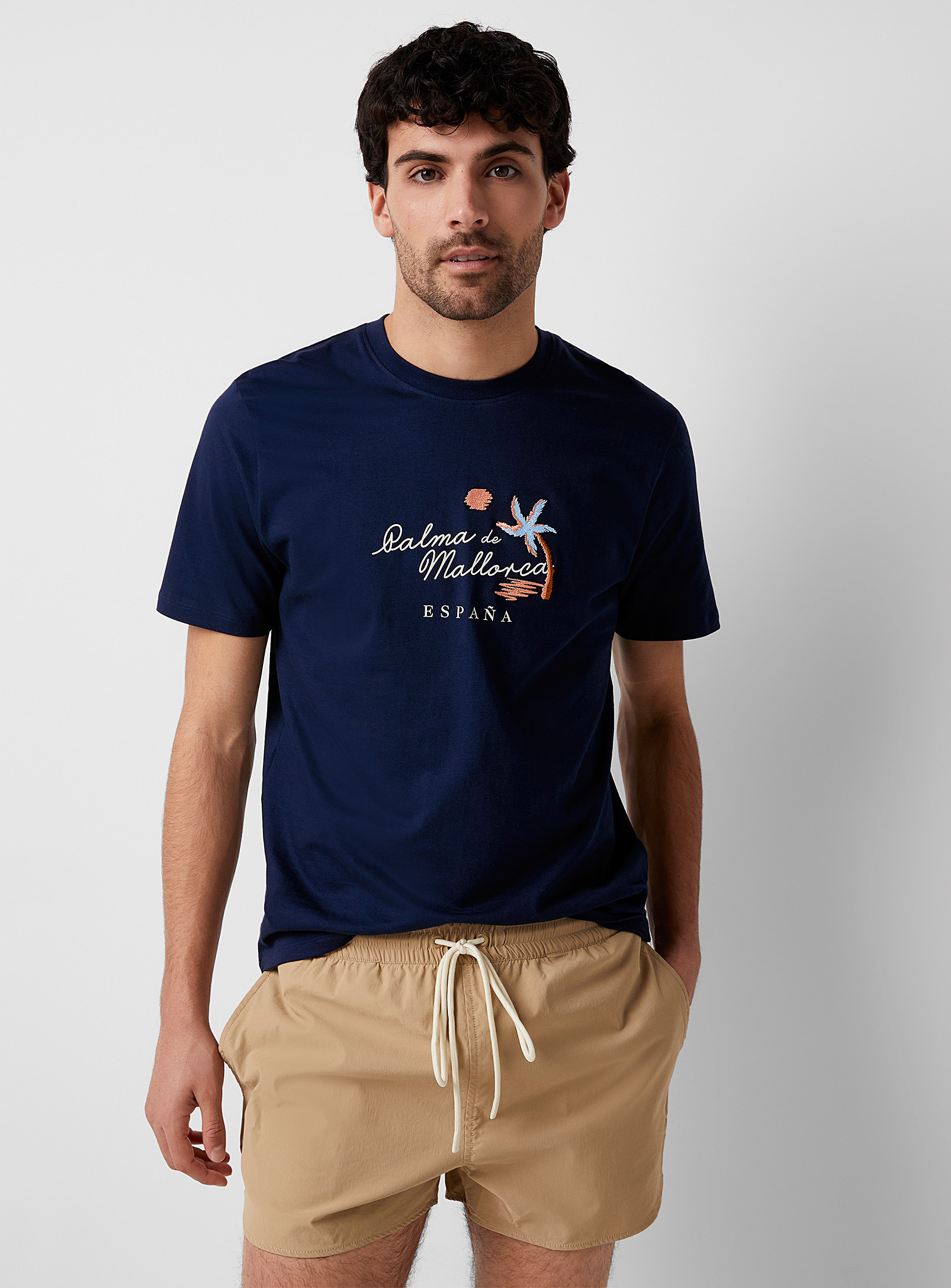 Le 31 Globetrotter T-shirt Standard Fit In Blue