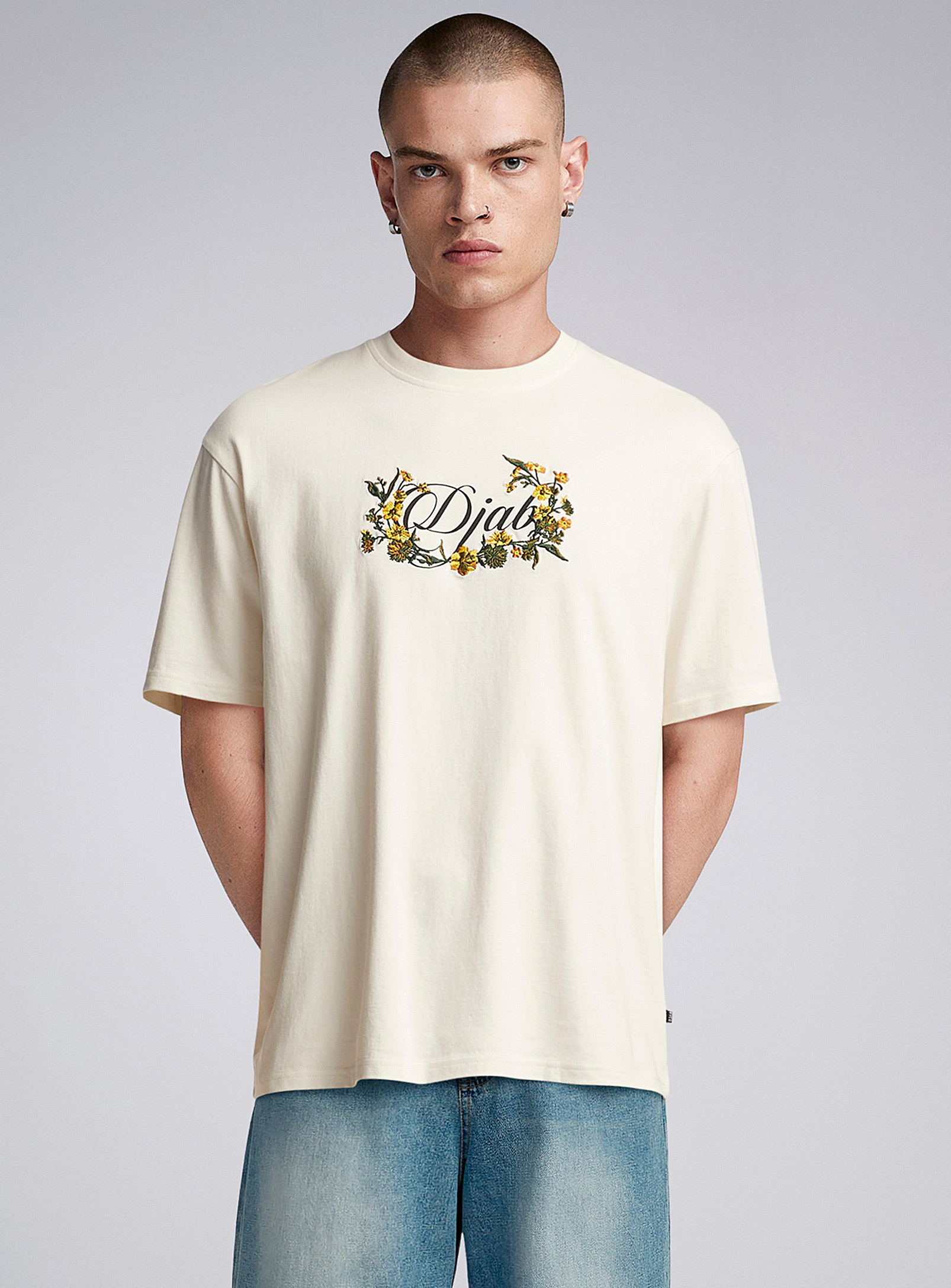 Djab Floral Embroidery Logo T-shirt Boxy Fit In Ivory/cream Beige