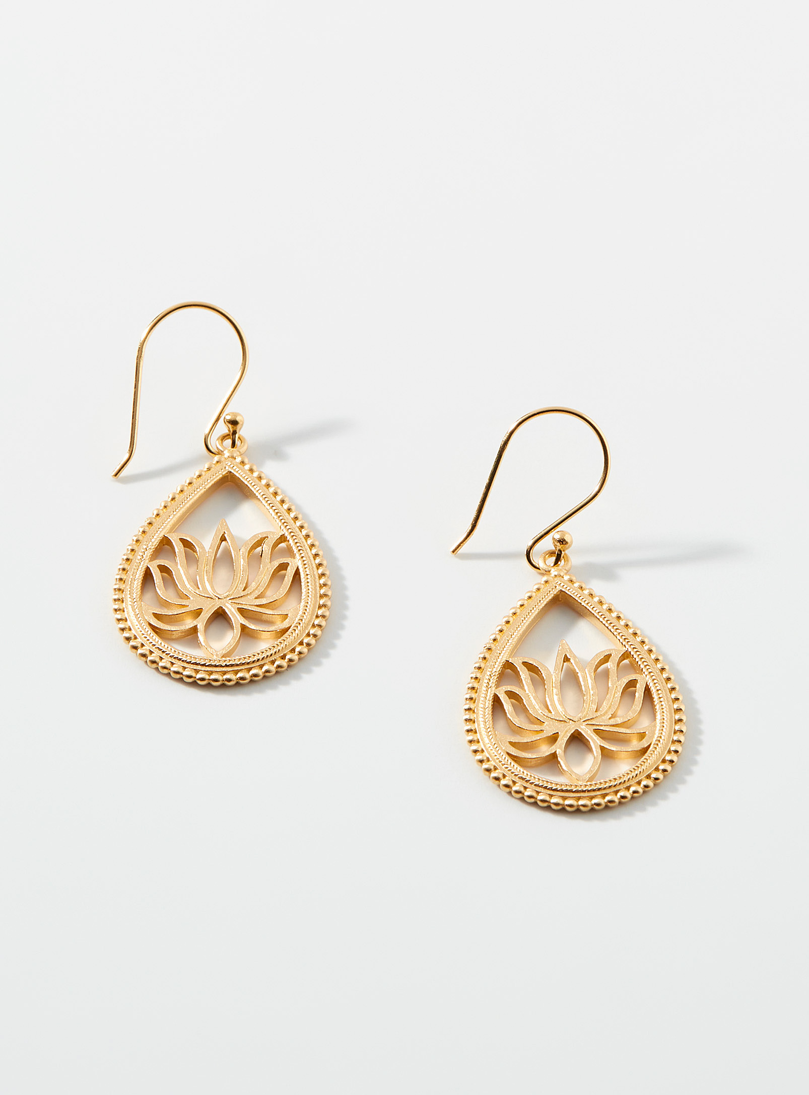 Satya - Women's Lotus teardrop earrings