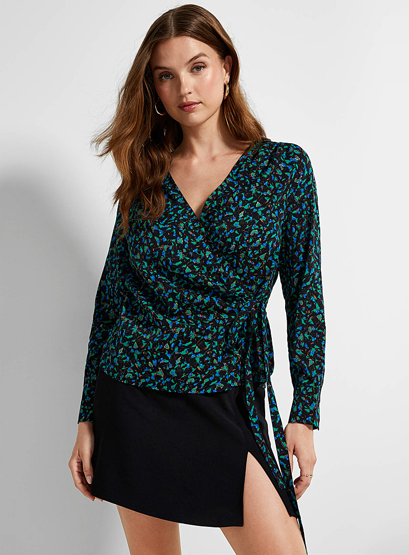 Icône Patterned Black Shimmering garden crossover blouse for women