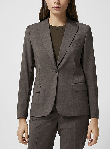 Filippa K: Le veston cintr&eacute; laine froide extensible Sasha Brun pour femme
