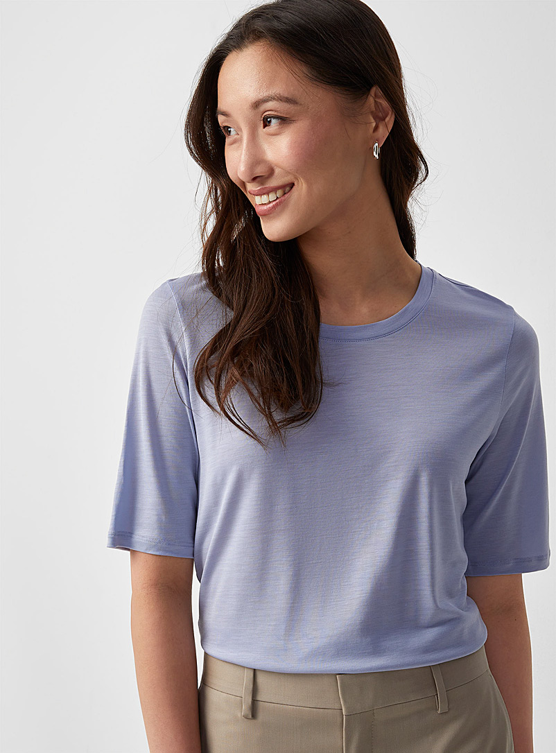 Filippa K: Le t-shirt lyocell bleu tendre Elena Bleu pâle-bleu poudre pour femme