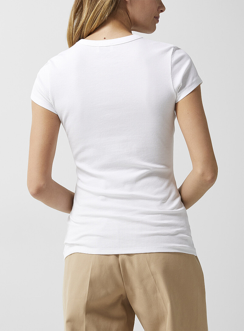Filippa K: Le t-shirt jersey finement c&ocirc;tel&eacute; Blanc pour femme