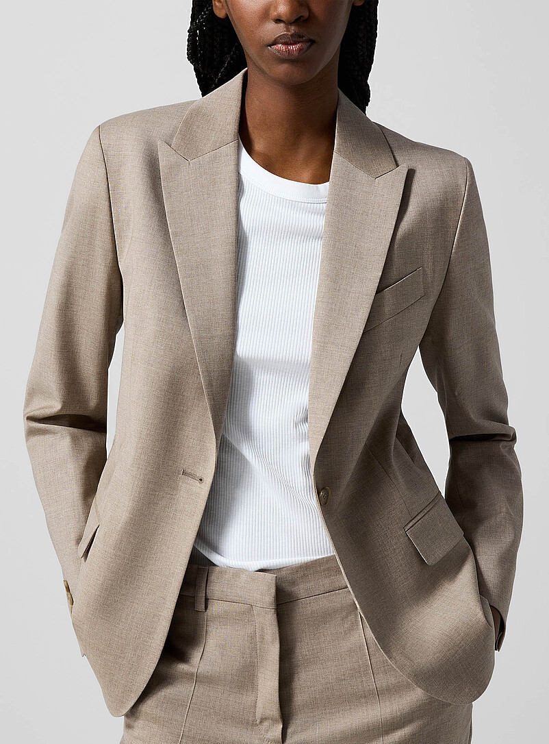 Sasha Stretch Cool Wool Fitted Blazer