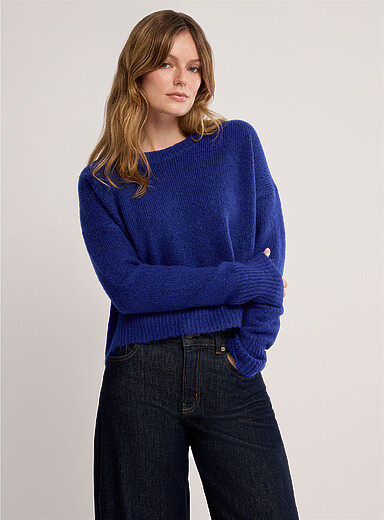 Contemporaine: Le chandail carr&eacute; filamenteux bleu &eacute;lectrique Bleu &eacute;lectrique pour femme