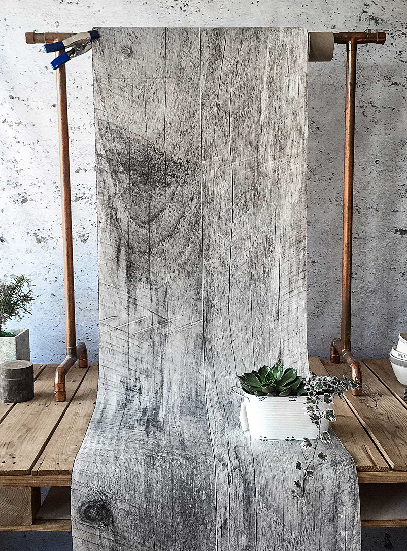 Wynil Patterned Grey Barn wood wallpaper strip