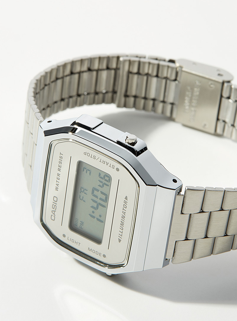 Casio: La montre numérique Vintage argent Argent pour homme