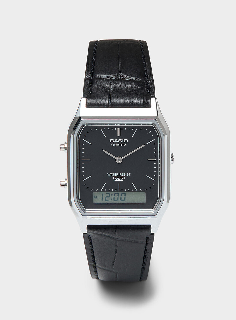 Black face vintage watch product image (primary)
