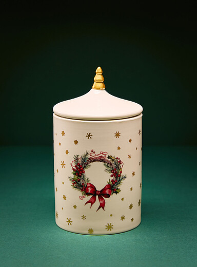 La grande bougie parfum&eacute;e &eacute;crin c&eacute;ramique couronne Aupr&egrave;s du feu <b>Collection de No&euml;l</b>