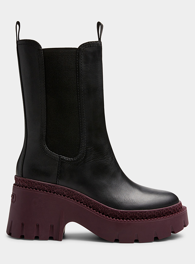 Women's Boots | 2022 Trends | Simons Canada