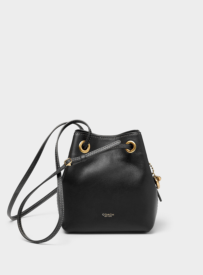 Jade leather bucket bag product image (primary)