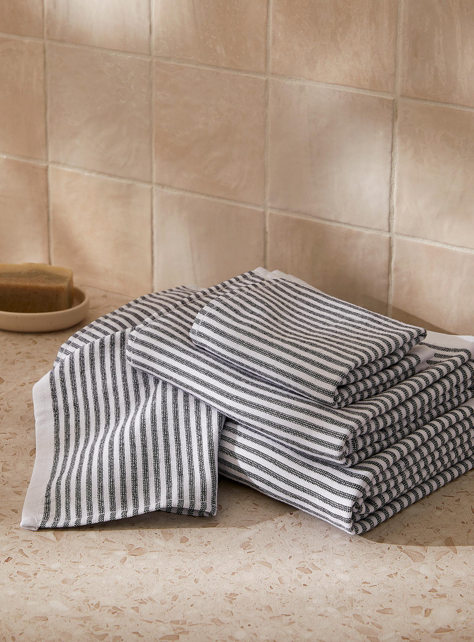 Simons Maison Parasol-stripe Towels In Black And White