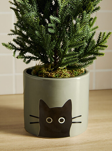 Little black cat planter 4.5 in