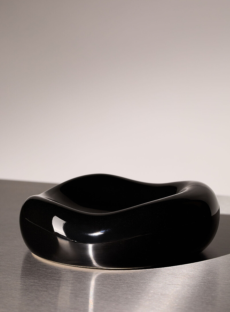Small black rounded tray product image 2