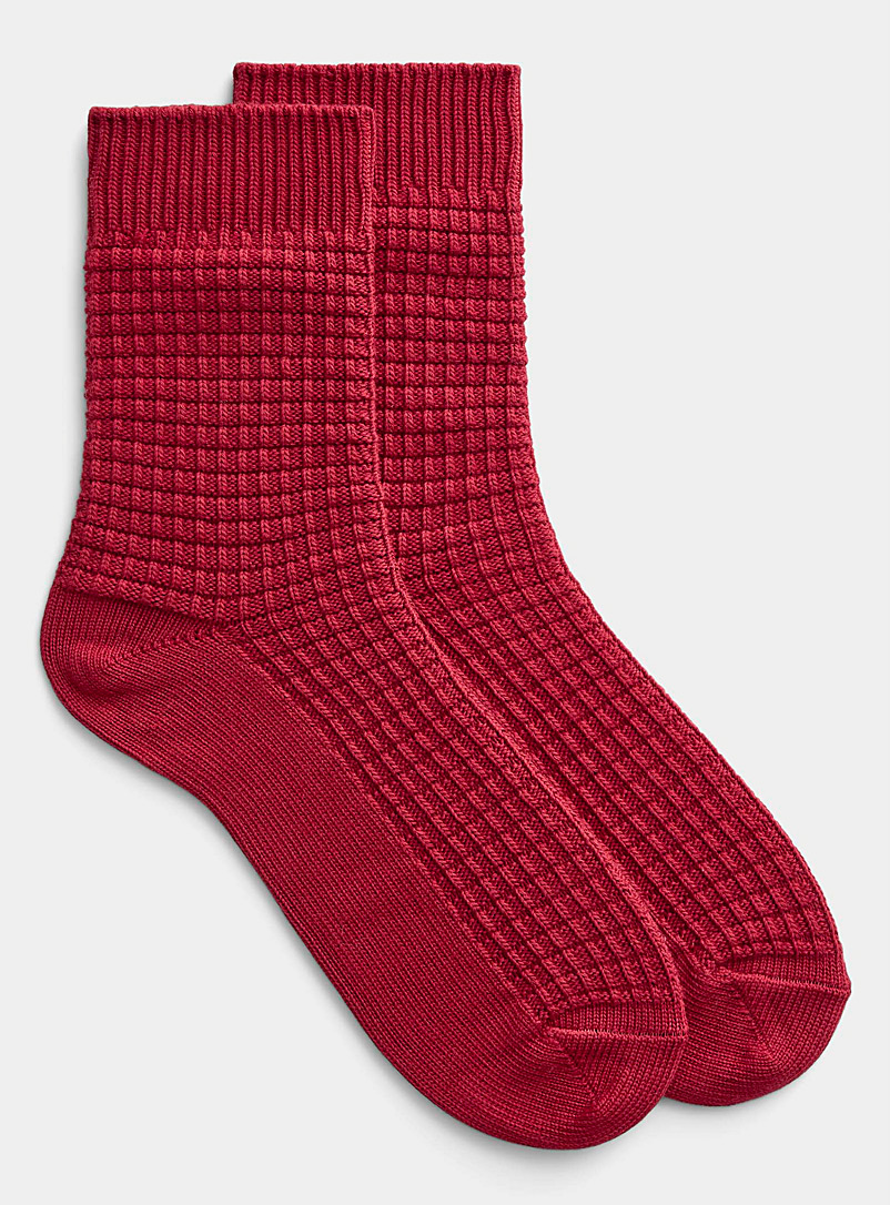 Le 31 Ruby Red Monochrome waffled sock for men