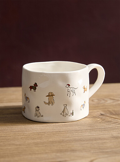 La grande tasse emboss&eacute;e belle vie chiens
