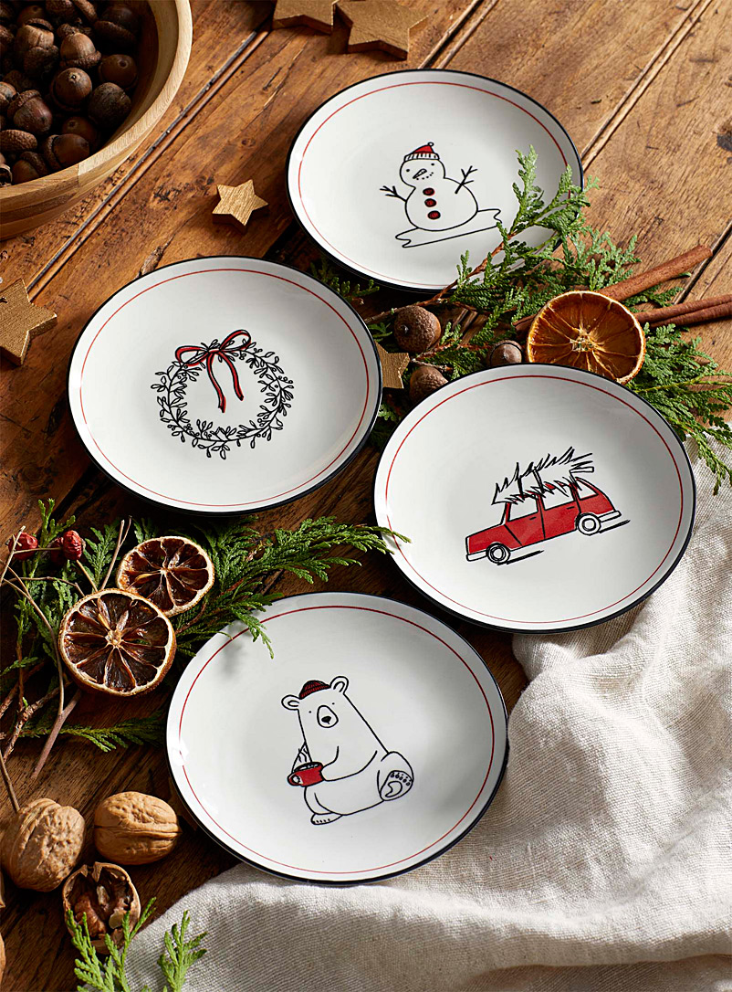 Simons Maison Assorted Winter delights pastry plates Set of 4