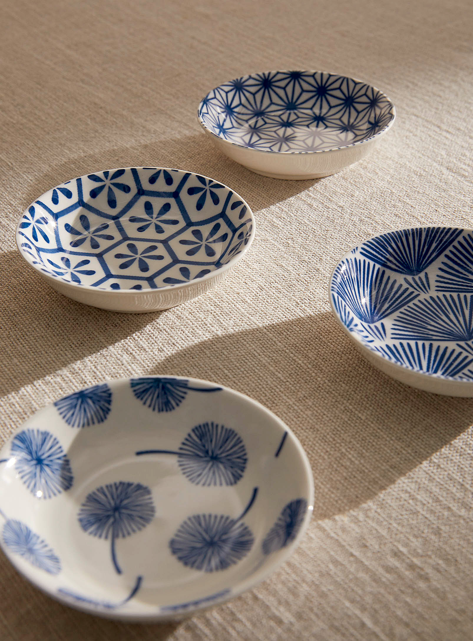 Simons Maison Dandelion Pinch Bowls Set Of 4 In Blue