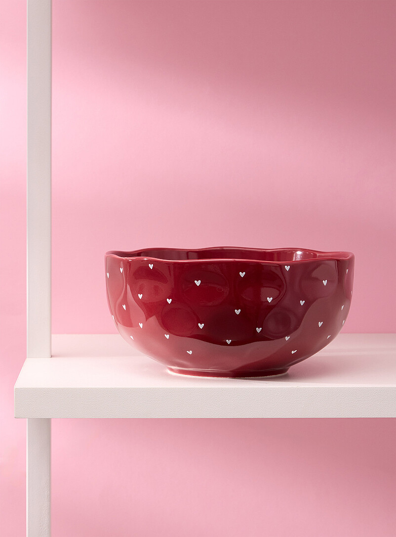 Contrasting hearts embossed bowl product image (primary)
