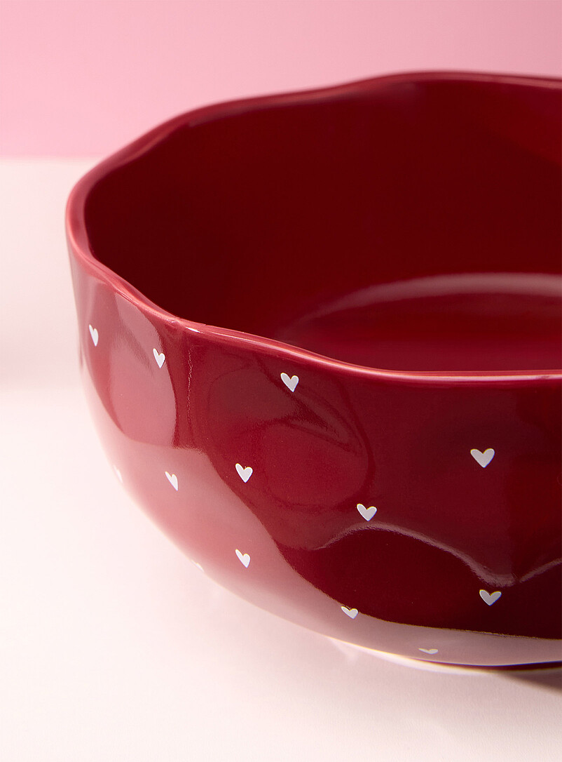 Contrasting hearts embossed bowl product image 2
