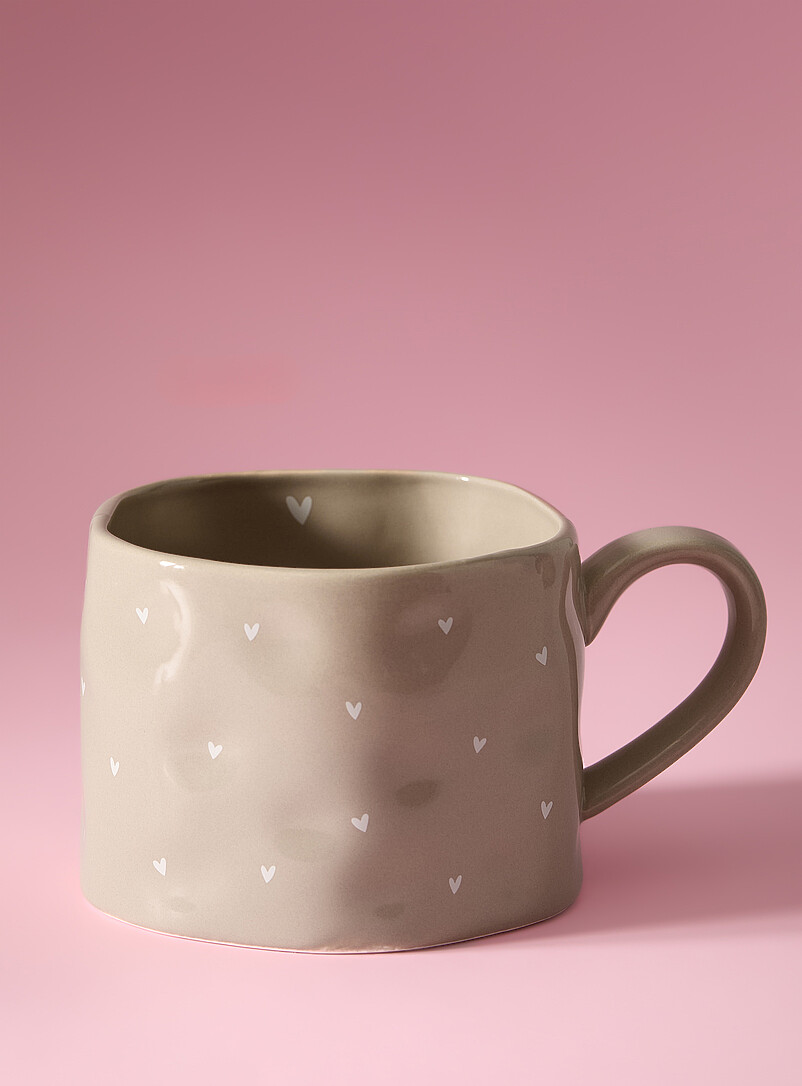 Contrasting hearts large embossed mug product image (primary)