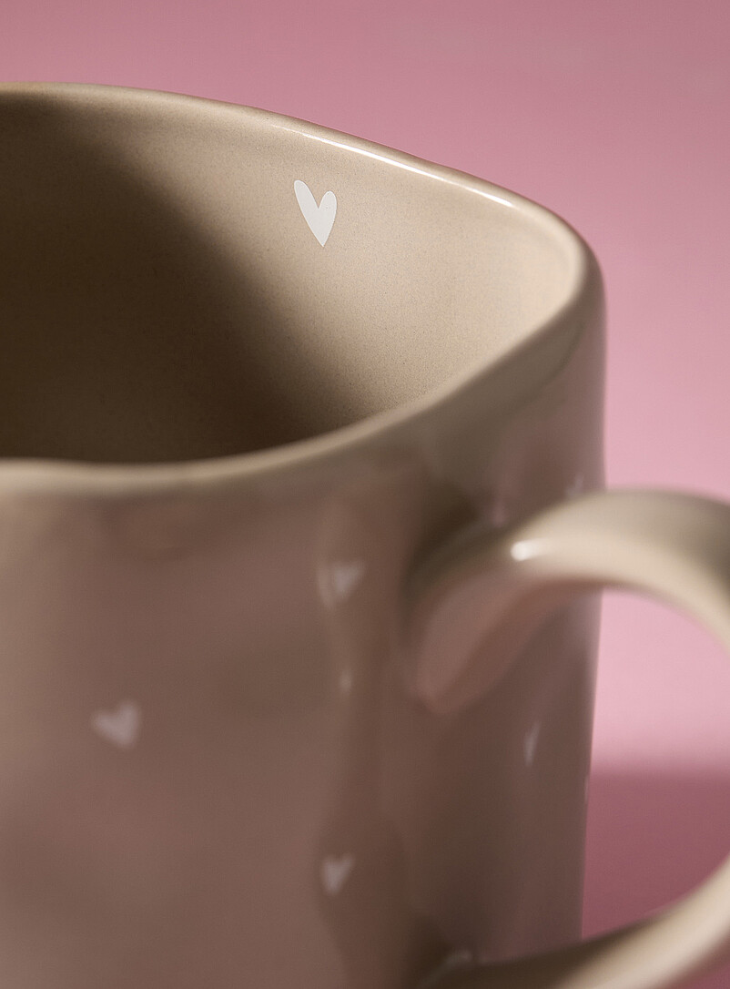 Contrasting hearts large embossed mug product image 2