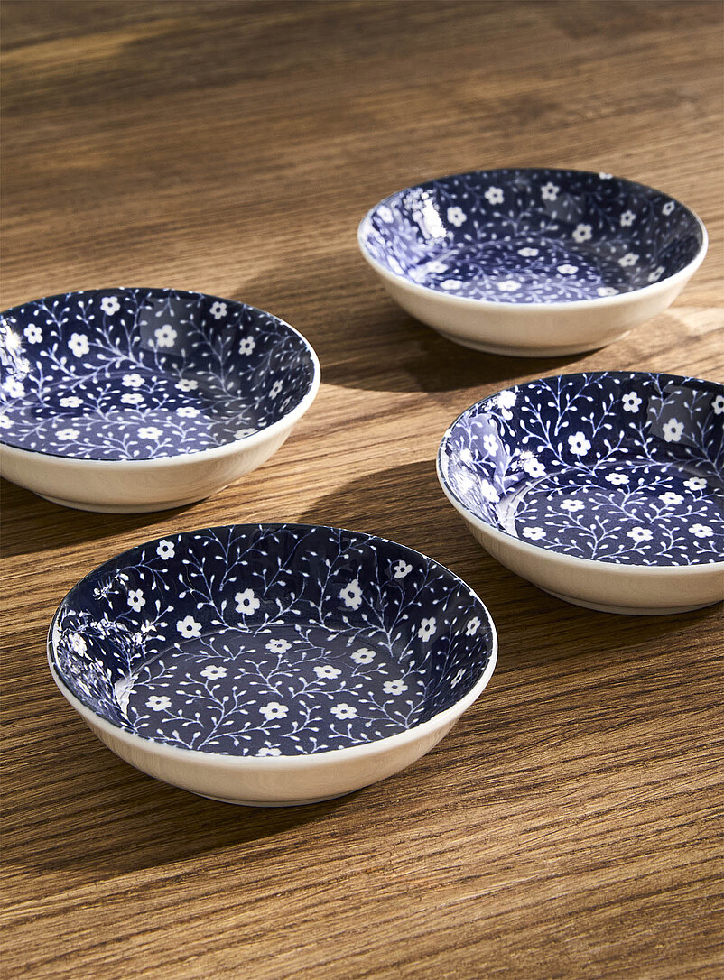 Small Flowers Pinch Bowls Set Of 4