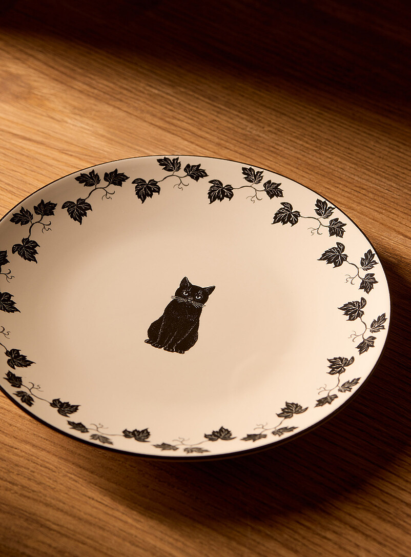Black cat plate Halloween Collection product image (primary)