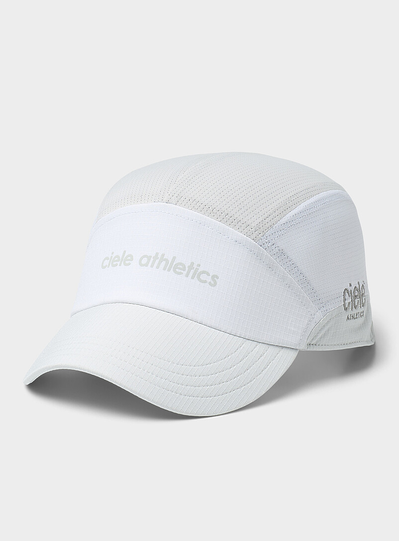 FSTCap Field colour-block cap product image (primary)