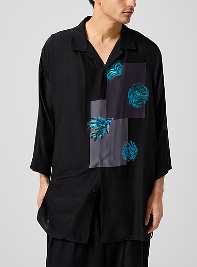 Yohji Yamamoto: La longue chemise pure soie &eacute;paules boutonn&eacute;es Noir pour homme