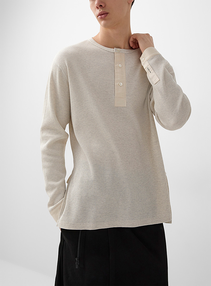 Yohji Yamamoto: Le t-shirt henley texture gaufrée Blanc pour homme