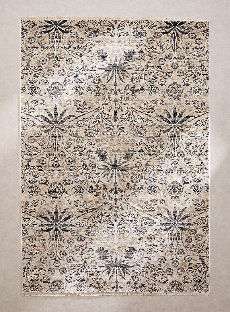 Ornamental Foliage Rug