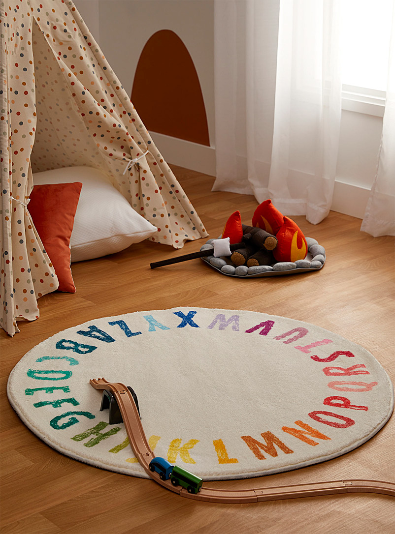 Simons Maison Patterned Ecru Learn the ABCs tufted rug 100 cm in diameter