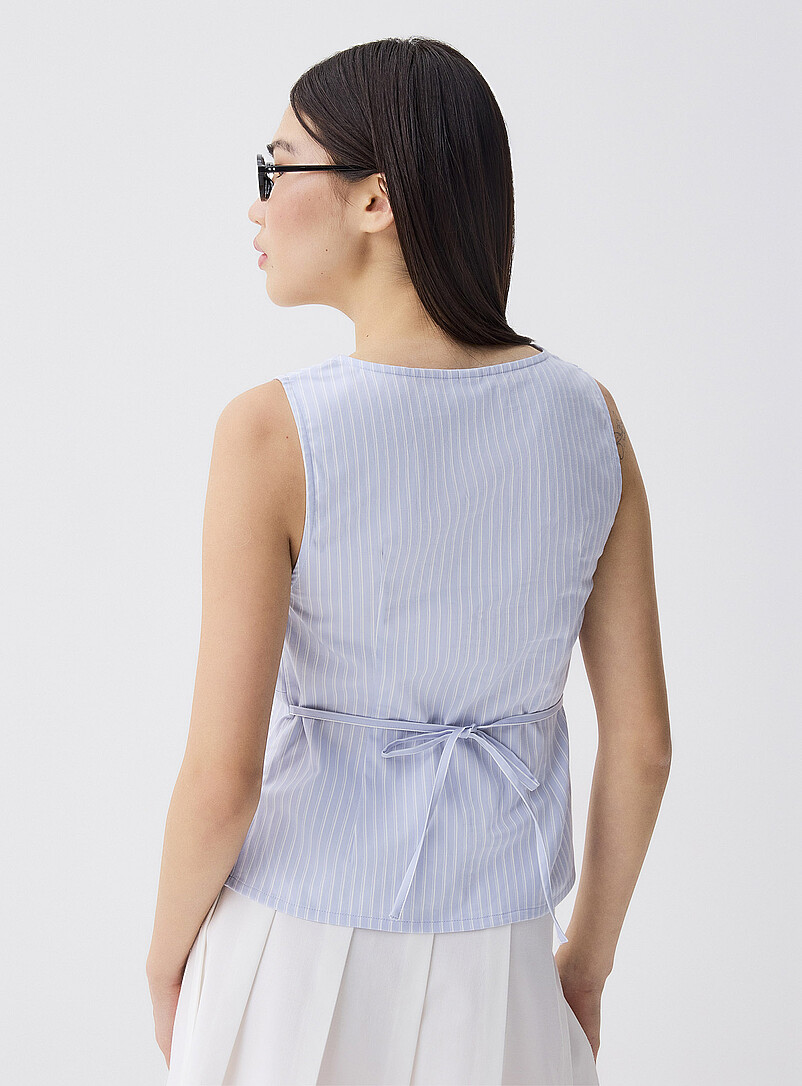 Twik: La camisole popeline col plongeant Jaune p&acirc;le pour femme