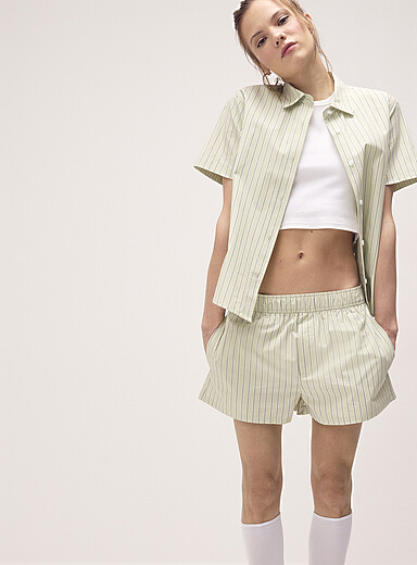 Patterned poplin short