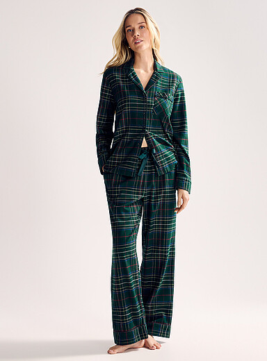 Miiyu: L'ensemble pyjama douce flanelle &agrave; motif <b>Collection de No&euml;l</b> Vert &agrave; motifs pour femme