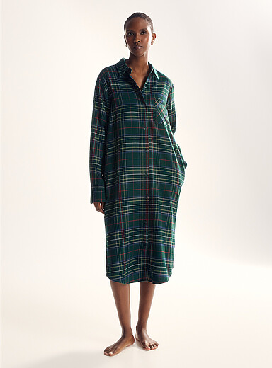 Miiyu: La chemise de nuit douce flanelle &agrave; motif <b>Collection de No&euml;l</b> Vert &agrave; motifs pour femme
