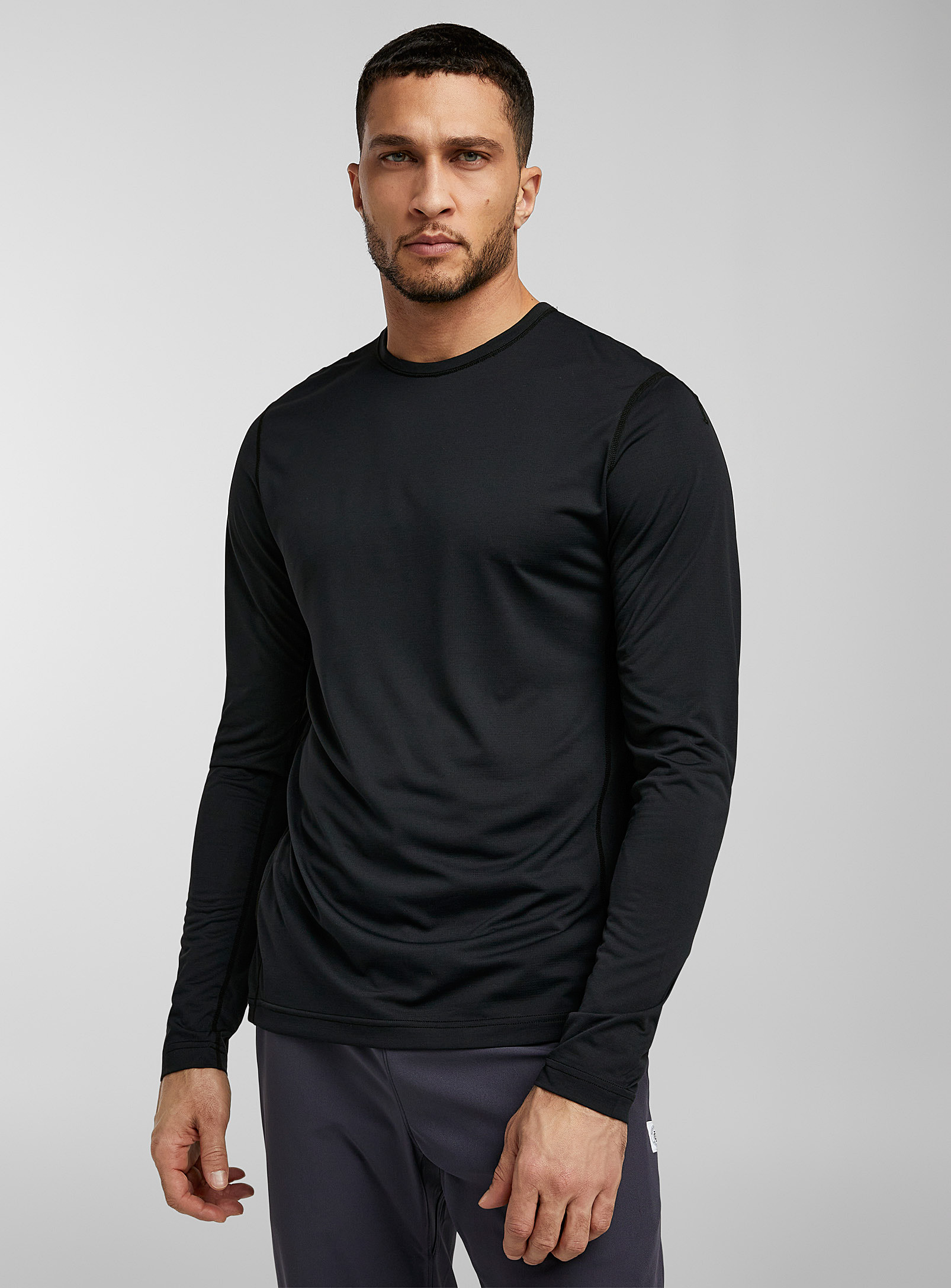 Reigning Champ Deltapeak Featherweight Long-sleeve Tee In Black