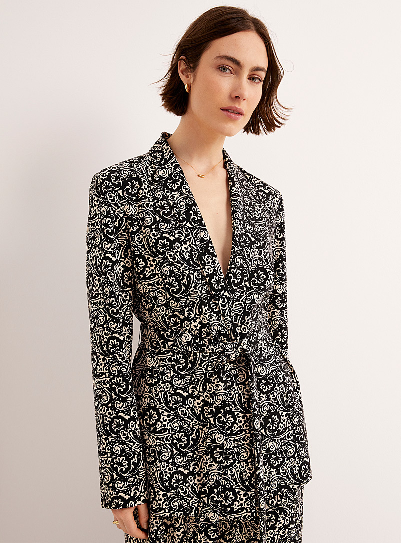 Contemporaine Patterned Black Flowy belted shawl-collar blazer for women