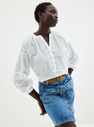 La blouse surdimensionn&eacute;e broderie anglaise