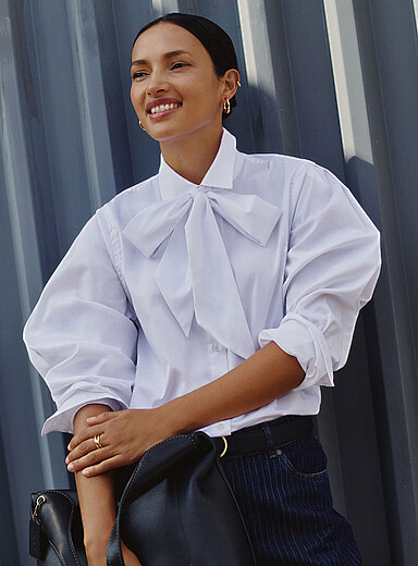 La chemise extensible col foulard