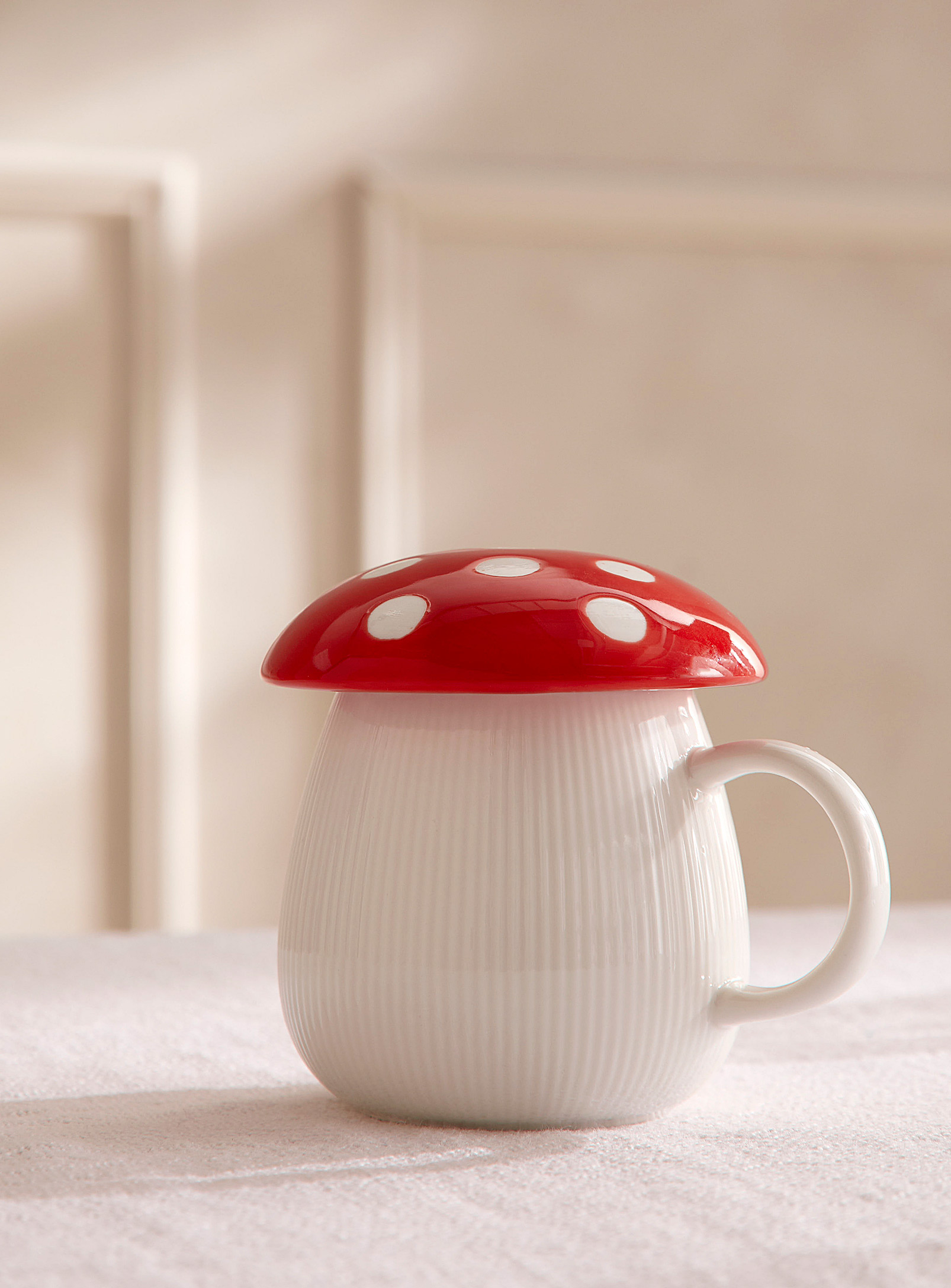 Simons Maison Lidded Mushroom Mug In White