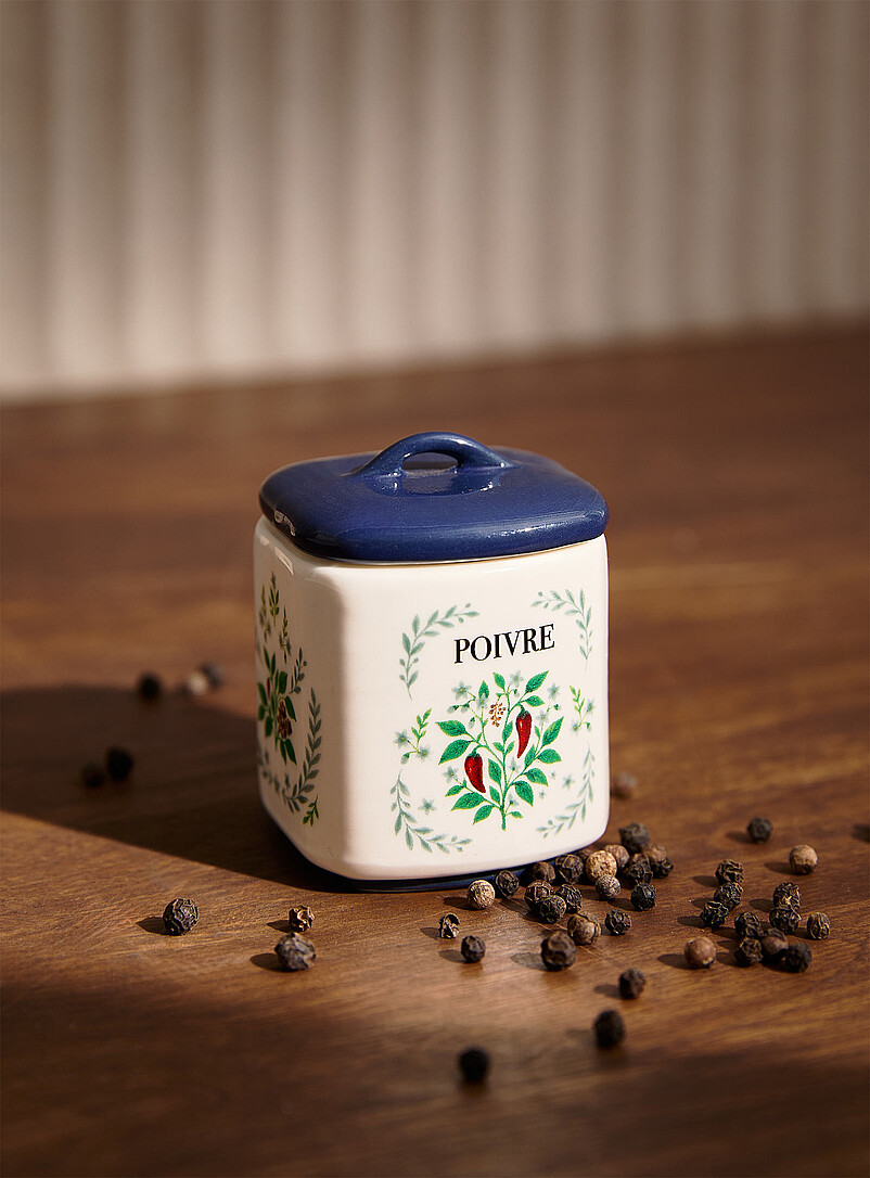 Small spices jar product image (primary)